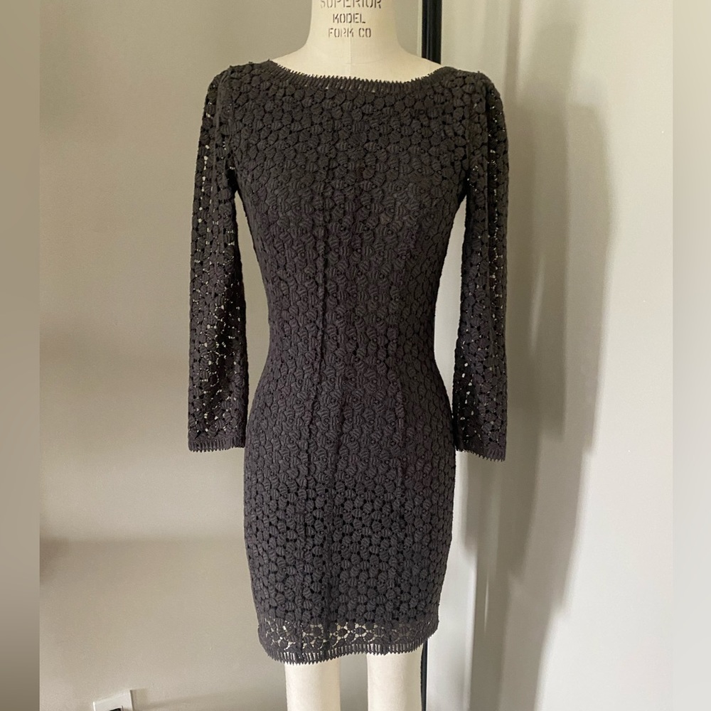 Diane Von Furstenberg- gray dress